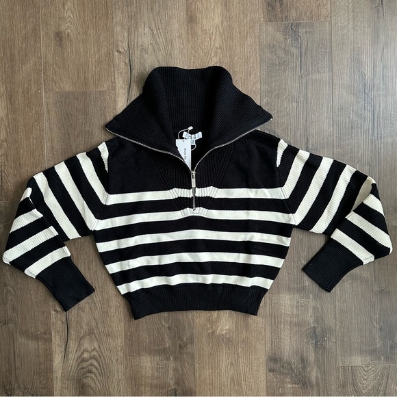 NWT Striped Half Zip Fold-over Cape Collar Sweater - Size Medium - Picture 5 of 10